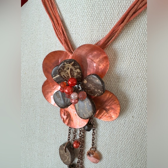 You & I Flower Statement Necklace - Picture 3 of 7
